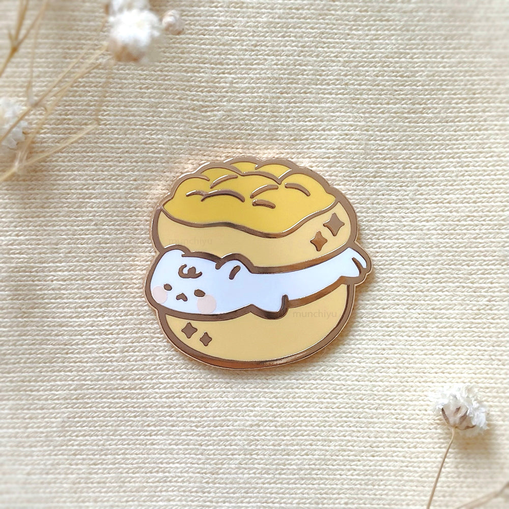 Melon bun Cat - Enamel Pin